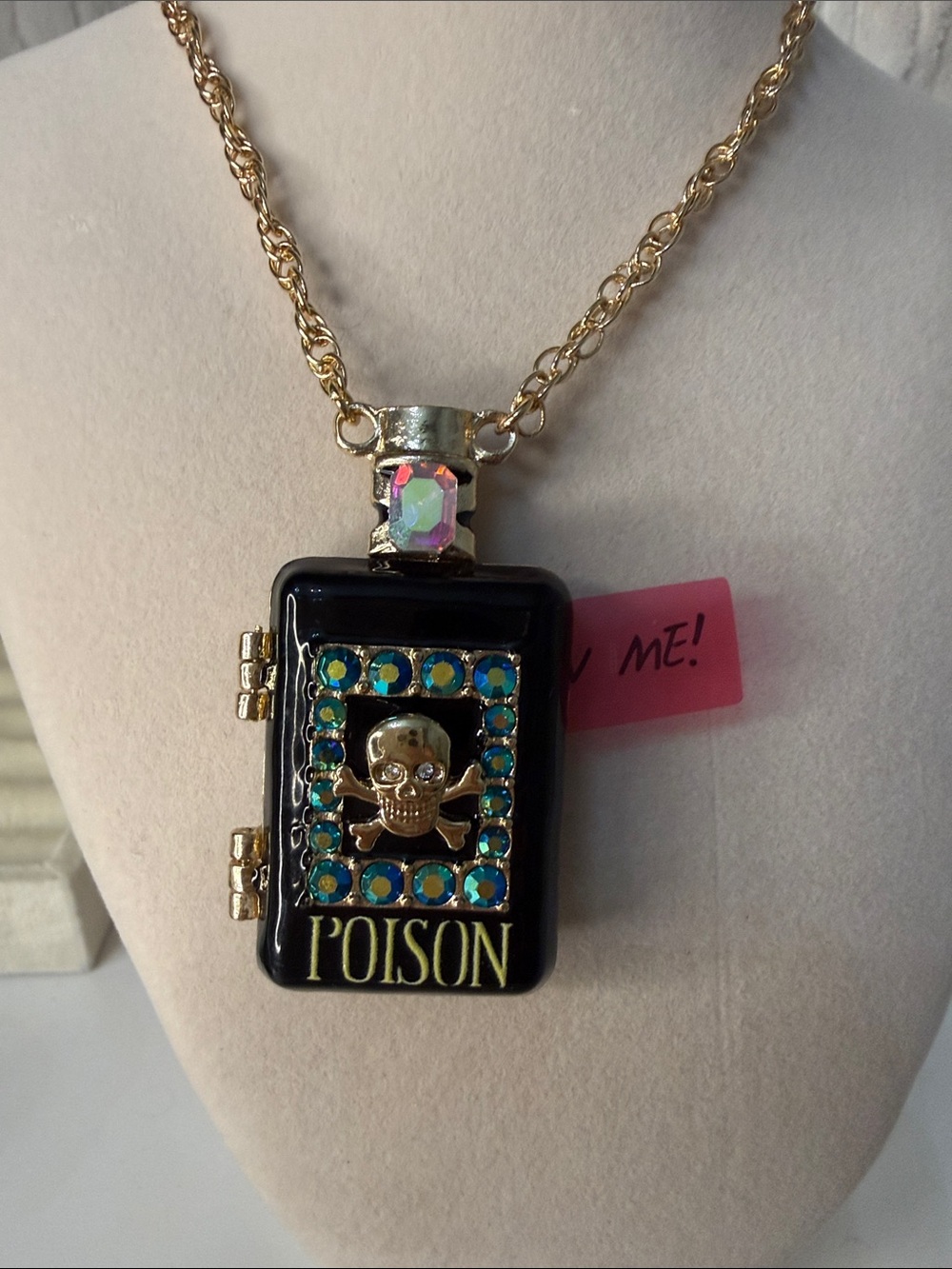 Betsey Johnson Poison Black Skull Pendant Locket Necklace